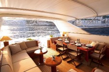 ELLICHA -  Dining area